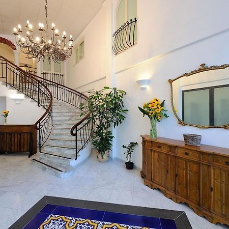 Aurora Residence Amalfi Luaran gambar